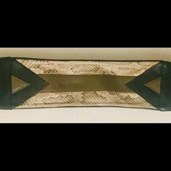 New Handmade Italian Leather Belt - Picture 4 of 16